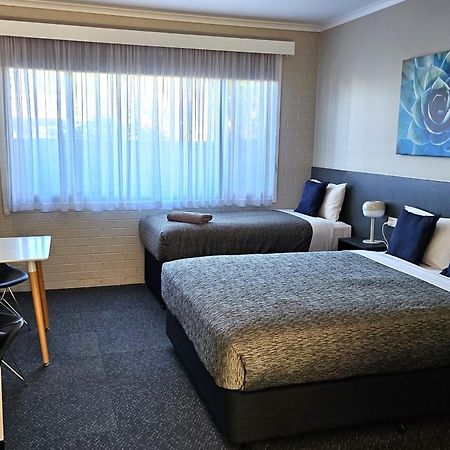Central Deborah Motel Μπέντιγκο Εξωτερικό φωτογραφία