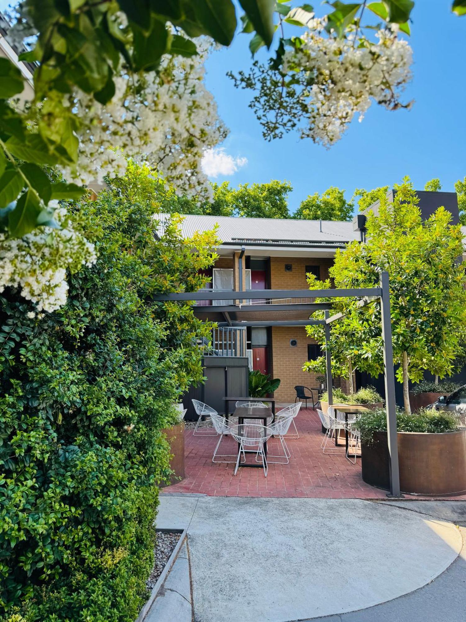 Central Deborah Motel Μπέντιγκο Εξωτερικό φωτογραφία