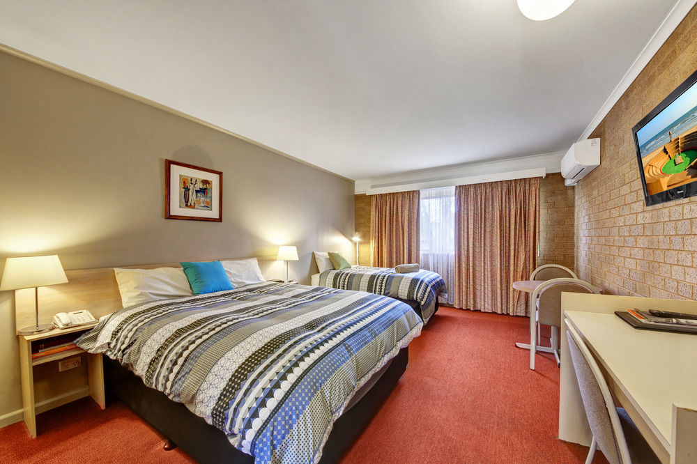 Central Deborah Motel Μπέντιγκο Εξωτερικό φωτογραφία